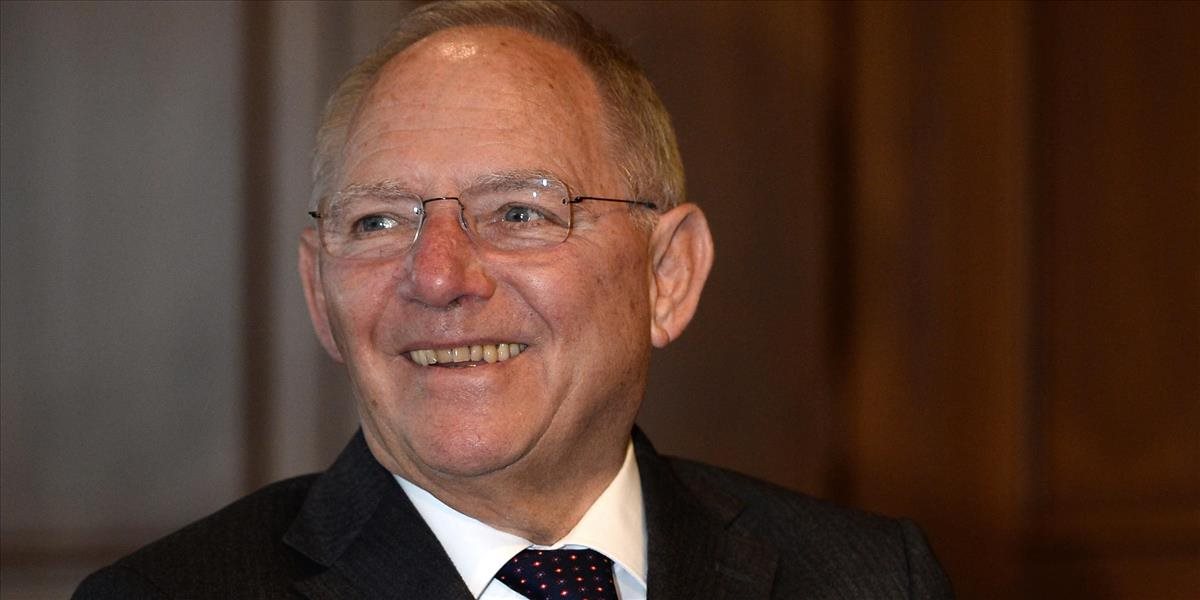 Nemecký minister financií Schäuble: Európa musí obmedziť prílev utečencov