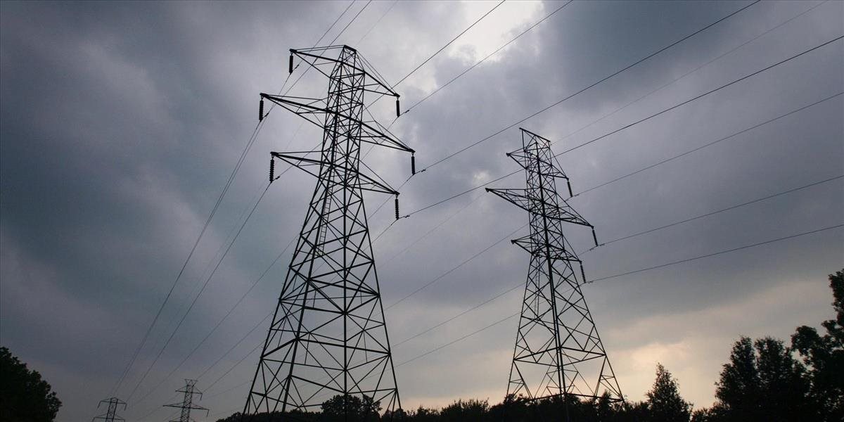 Cena elektriny klesá na historické minimum, ČEZ čakajú ťažké časy