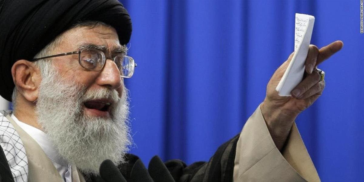 Ajatolláh Chameneí zakázal rokovania so Spojenými štátmi, obáva sa ich zásahu do krajiny