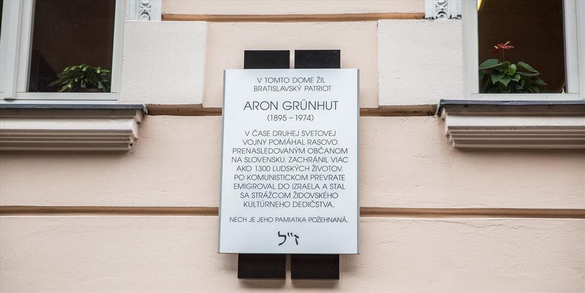 Bratislavský záchranca tisícok Židov už má svoju pamätnú tabuľu
