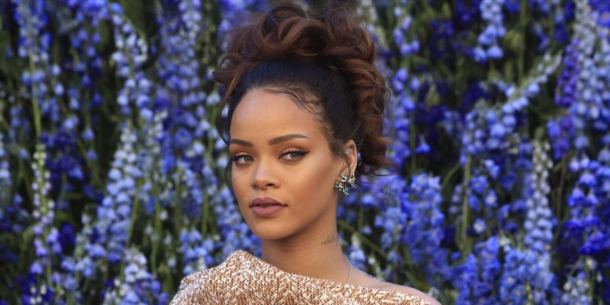 Rihanna predstavila názov a obal nového albumu