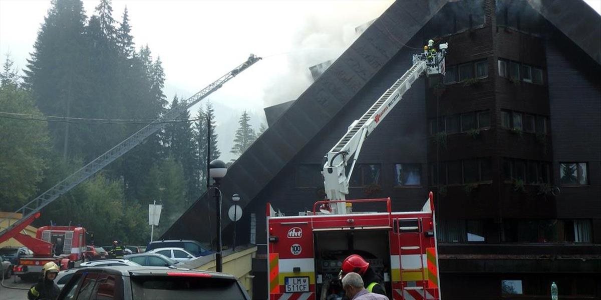 Pri hasení hotela Junior Jasná spotrebovali hasiči vyše milióna litrov vody