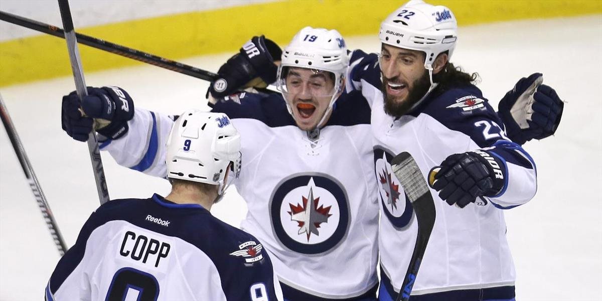 NHL: Boston bez Cháru prehral s Winnipegom vysoko 2:6
