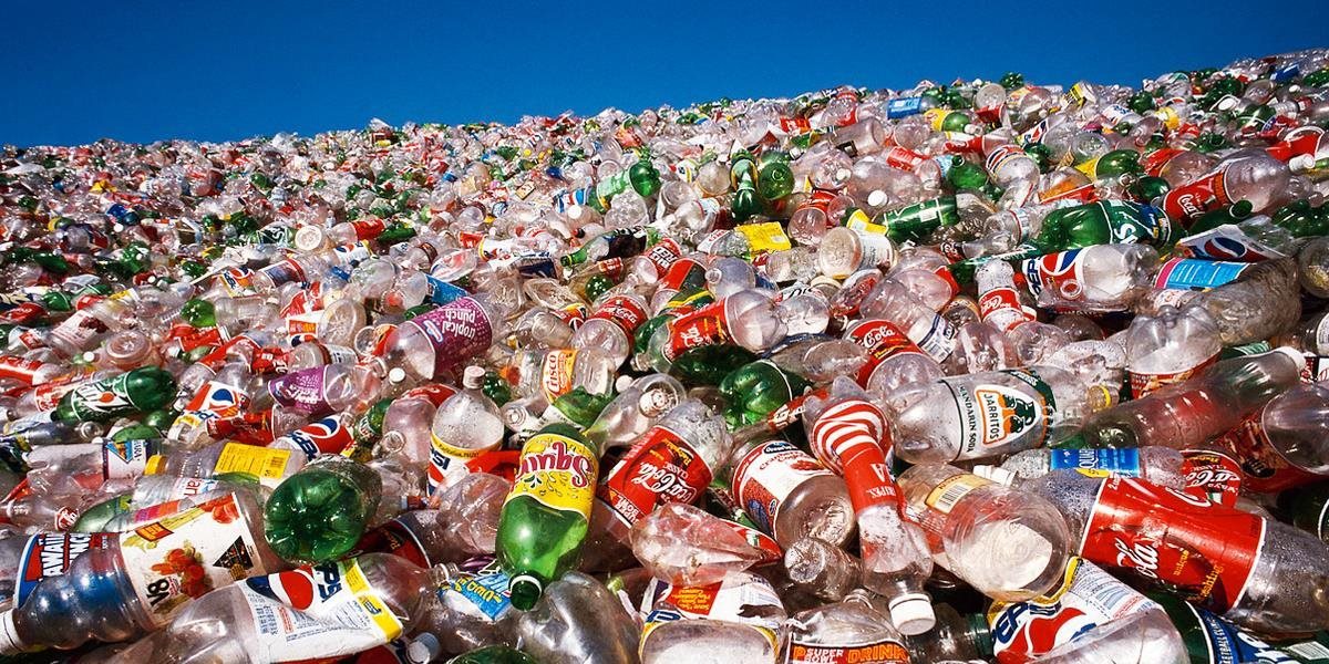Prieskum: Slováci tvrdia, že triedia odpad, realita je iná