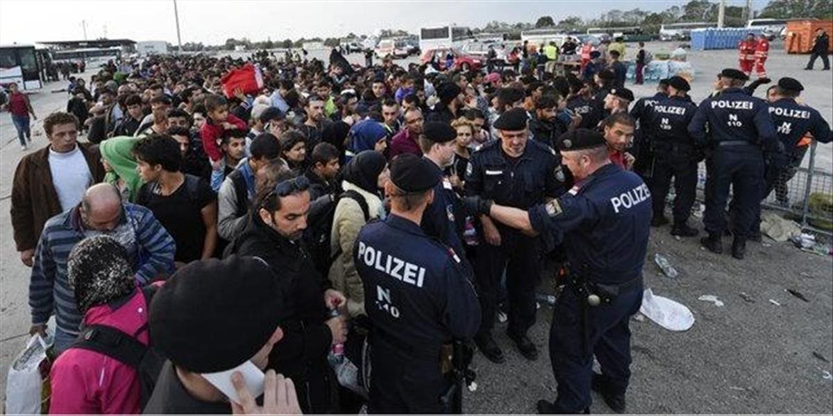 Nemecko pre tlak migrantov predĺžilo obnovené hraničné kontroly do konca októbra