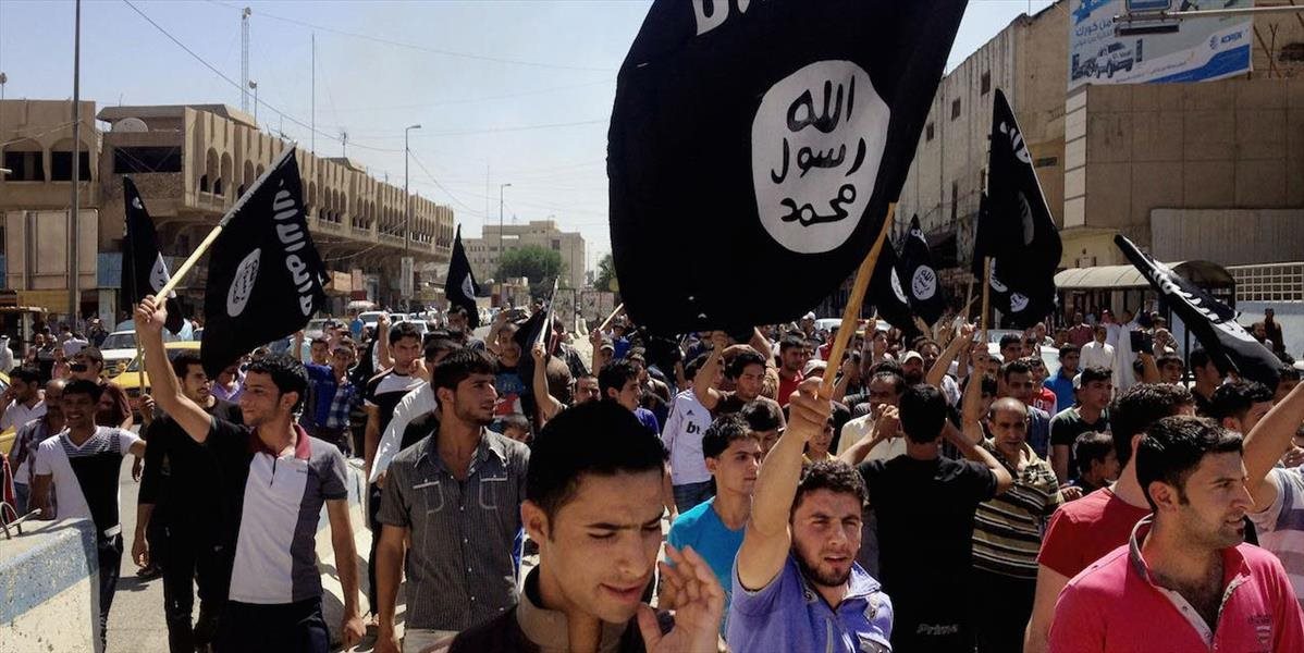 IS vyzýva na svätú vojnu proti Američanom a Rusom: Islamská mládež nech zažne džihád!