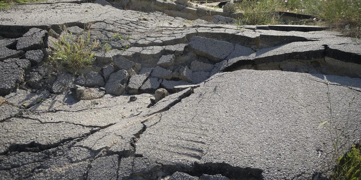 Oblasť južne od Kurilských ostrovov zasiahlo silné zemetrasenie