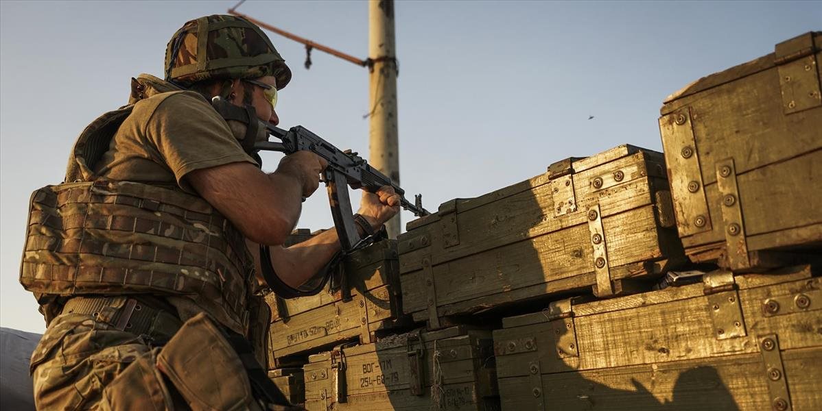 Na východe Ukrajiny padol vojak ukrajinskej armády