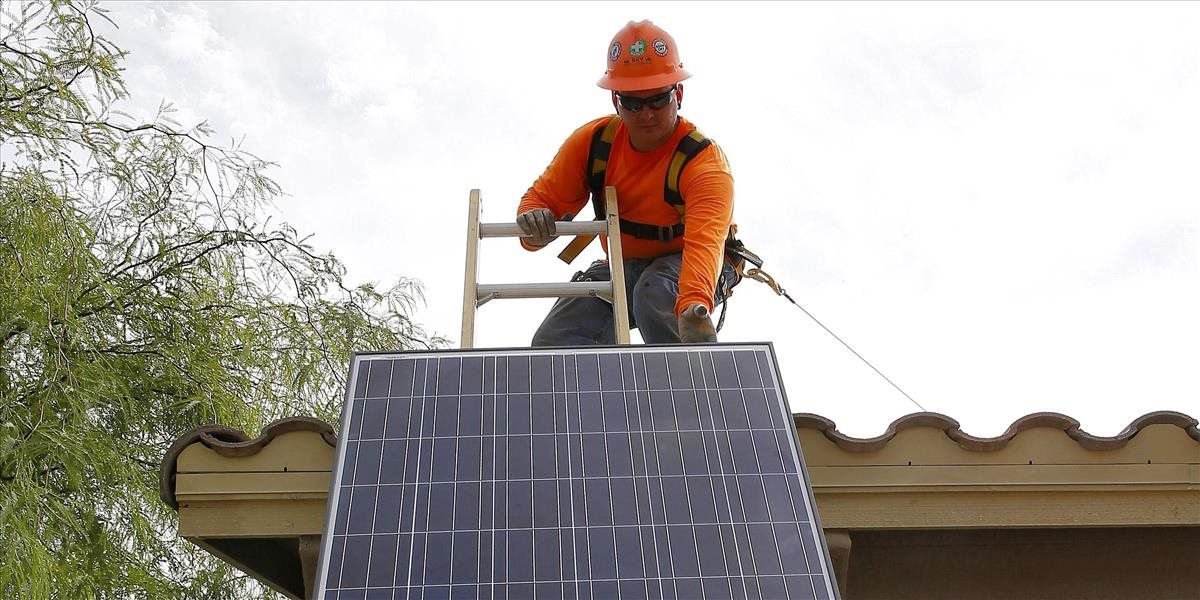 Dotácie na solárne elektrárne rodinných domov by sa mohli čerpať už tento rok