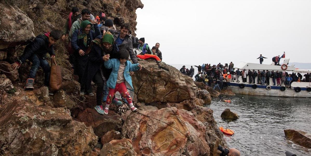 Pri ostrove Lesbos sa utopili najmenej dvaja pasažieri lode s migrantmi