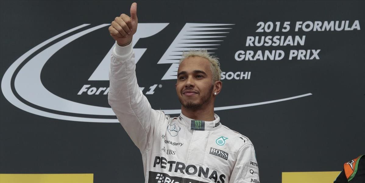 F1: Hamilton dúfa v silnejšie Ferrari v roku 2016