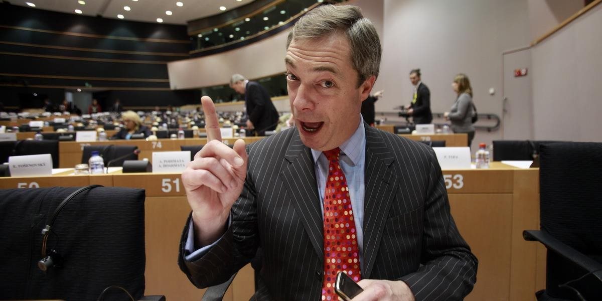 VIDEO Britský europoslanec Nigel Farage to povedal nahlas: Nemecko vládne v EÚ, agresívni utečenci nie sú zo Sýrie