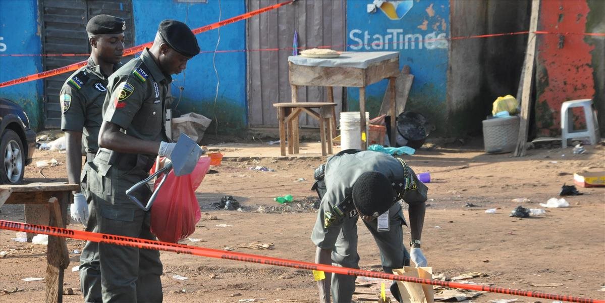 V Nigérii zabíjali dve samovražedné atentátničky, zahynulo najmenej 11 ľudí