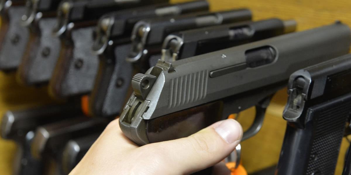 Česká armáda mimoriadne nakúpi útočné pušky a techniku za 44 miliónov eur