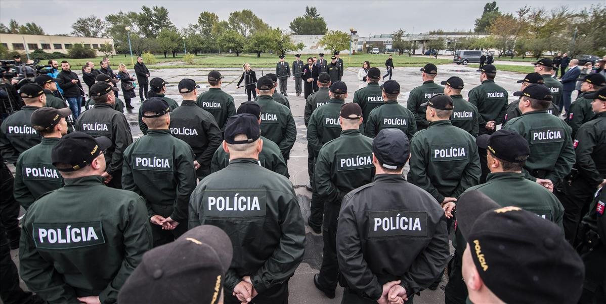 FOTO: Na maďarsko-srbskú hranicu dnes odchádza 50 policajtov