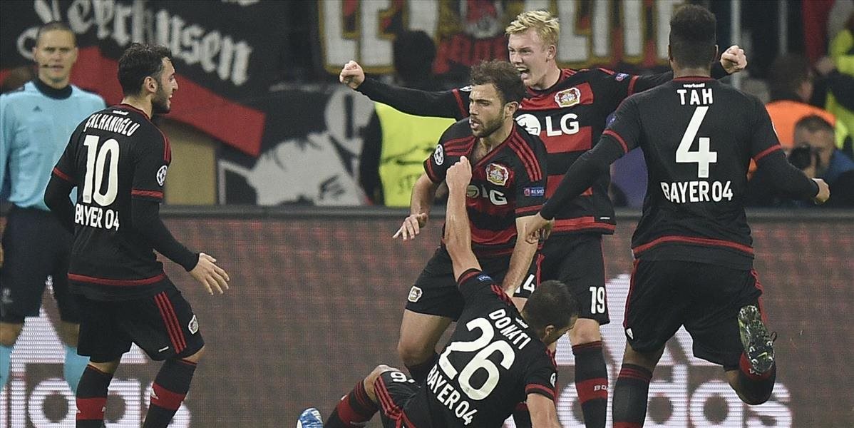 VIDEO Remízová prestrelka v Leverkusene, triumf Arsenalu po chybe Neuera