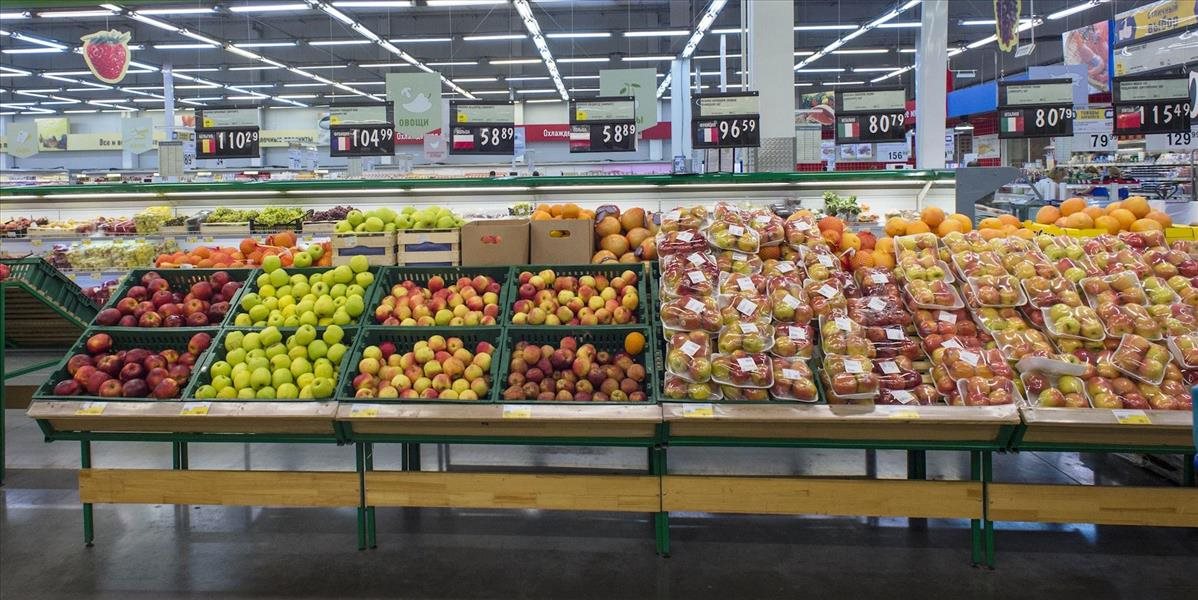 Greenpeace varuje: Jablká na Slovensku obsahujú zvyšky pesticídov, bio jablká nedostať