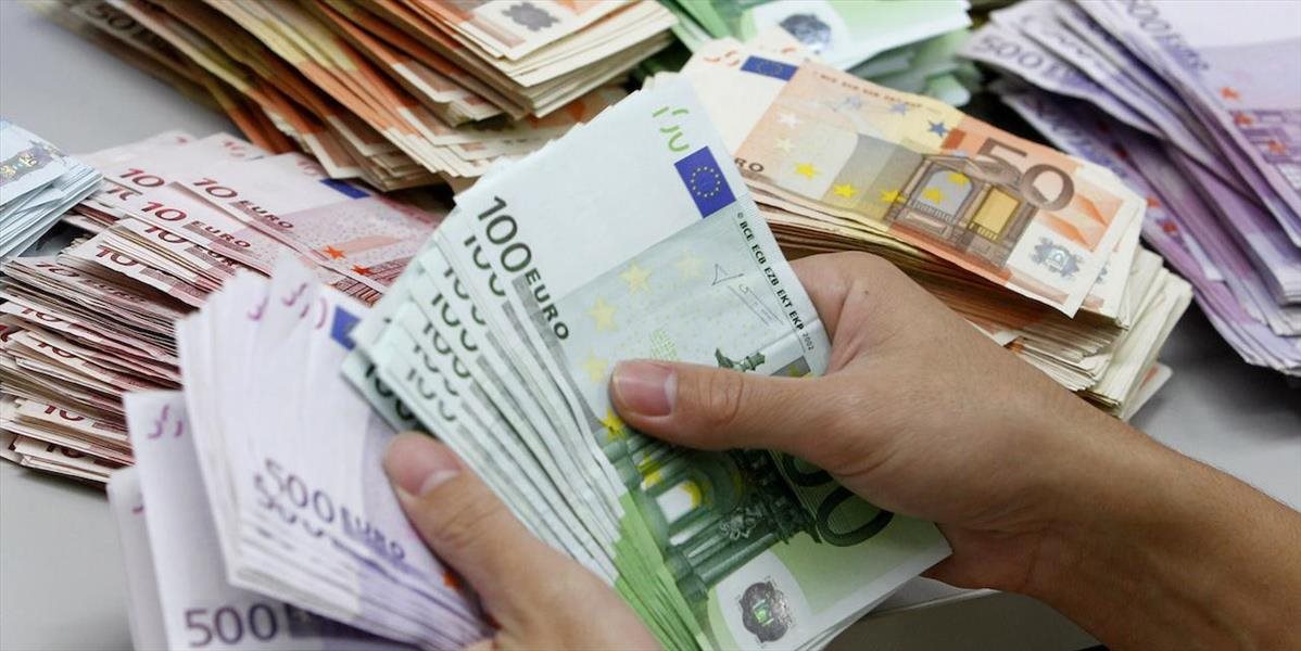 Na Slovensku je riadne splácaných 73 % úverov na nehnuteľnosti