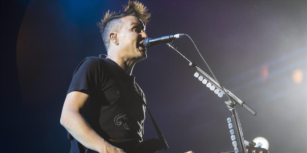 Blink-182 a Matt Skiba nahrali päť skladieb