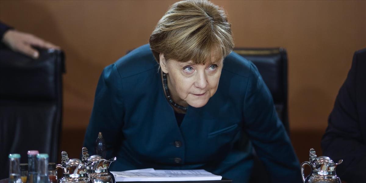 Drvivá väčšina členov CDU je s Merkelovou spokojná