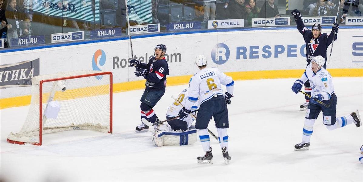 KHL: Slovan Bratislava si poradil s Barysom, Laco striedal