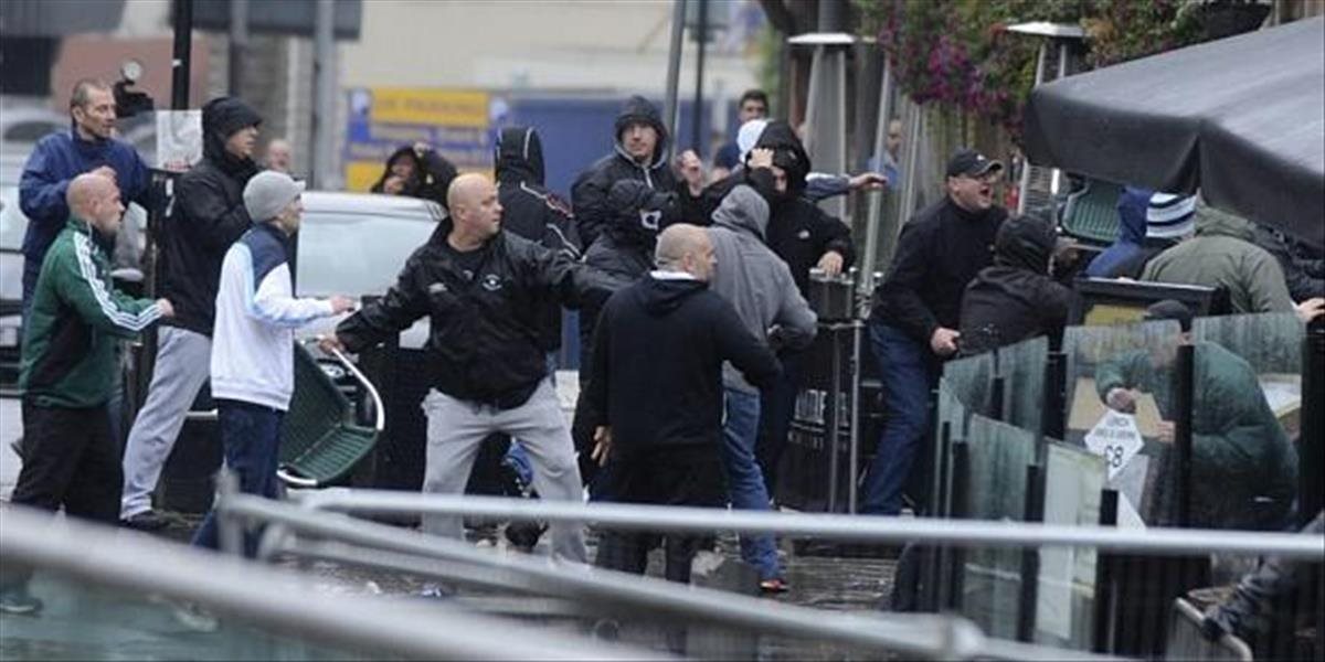 VIDEO V Manchesteri zatkli 5 ľudí za výtržnosti pred súbojom so Sevillou