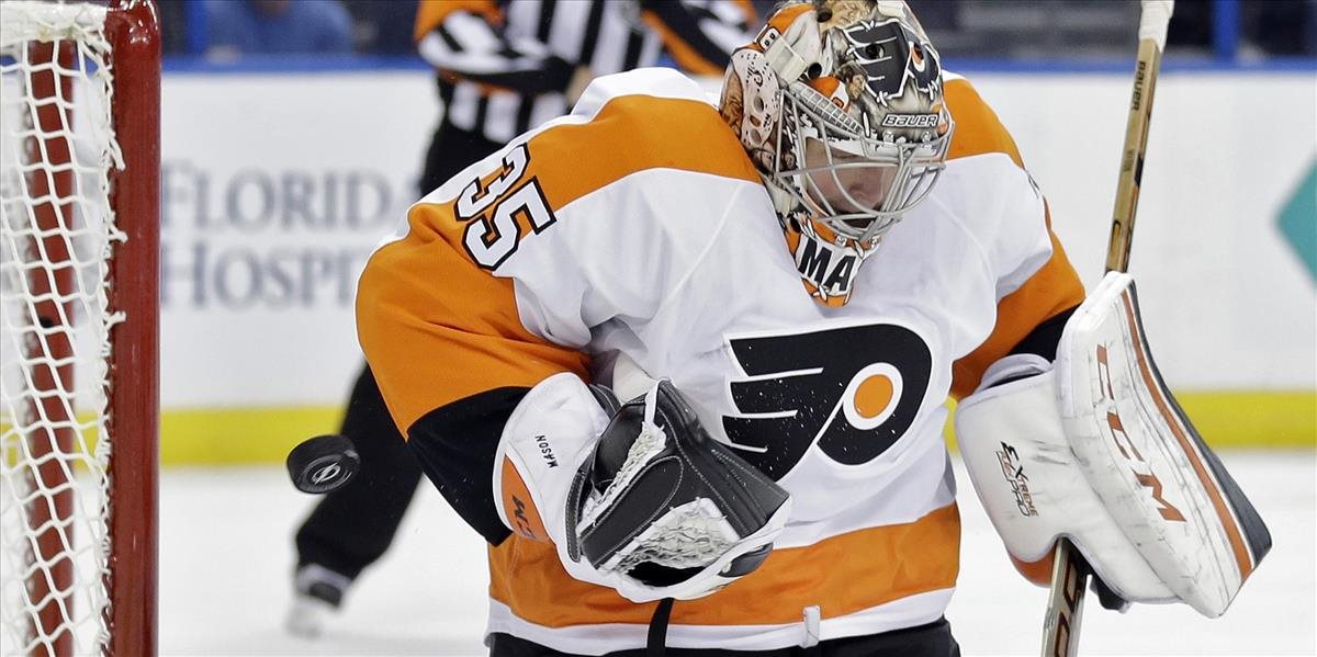 NHL: Philadelphia striedala brankára, Neuvirtha vyradilo zranenie