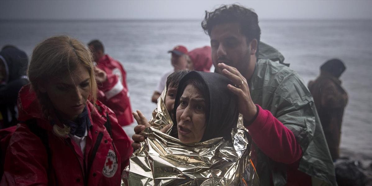 V Egejskom mori čelia plavidlá s migrantmi útokom neznámych ozbrojencov