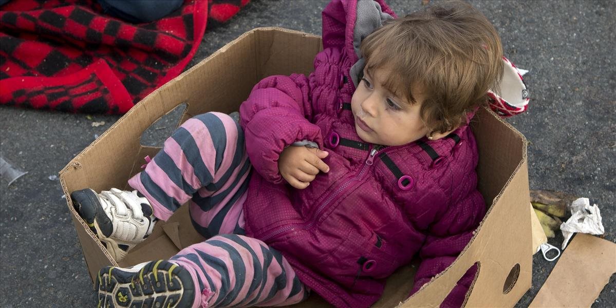 Medzi migrantmi objavili v Srbsku doteraz 124 osamelo cestujúcicch detí