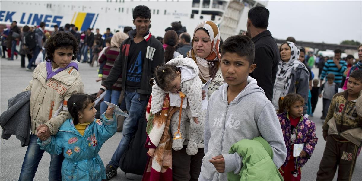Príliv migrantov v Grécku opäť zlomil rekord, za 5 dní ich prišlo takmer 50.000