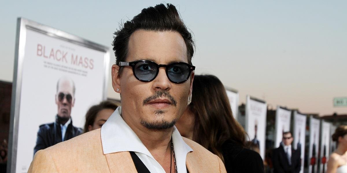 Johnny Depp si zahrá v adaptácii knihy Našťastie nemáme mlieko