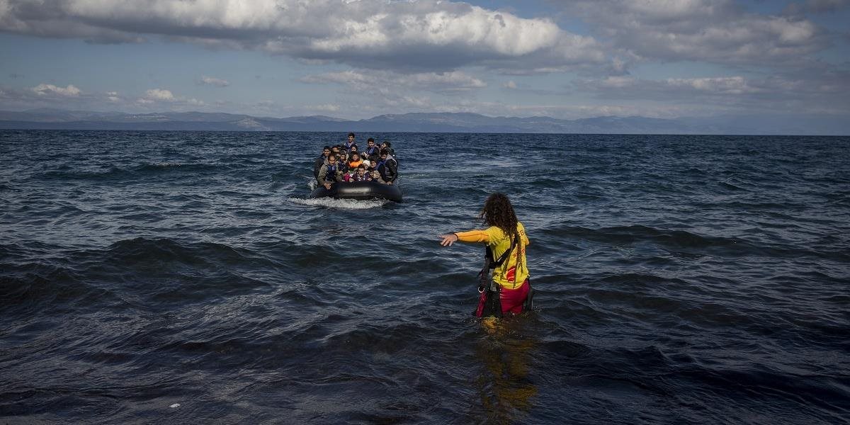 More vyplavilo na pobrežie Líbye 45 mŕtvych utečencov