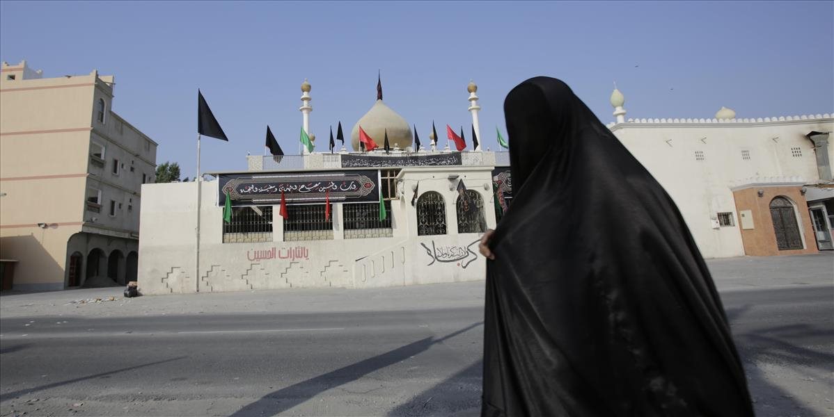 Samovražedný atentátnik zaútočil na mešitu neďaleko Jemenu