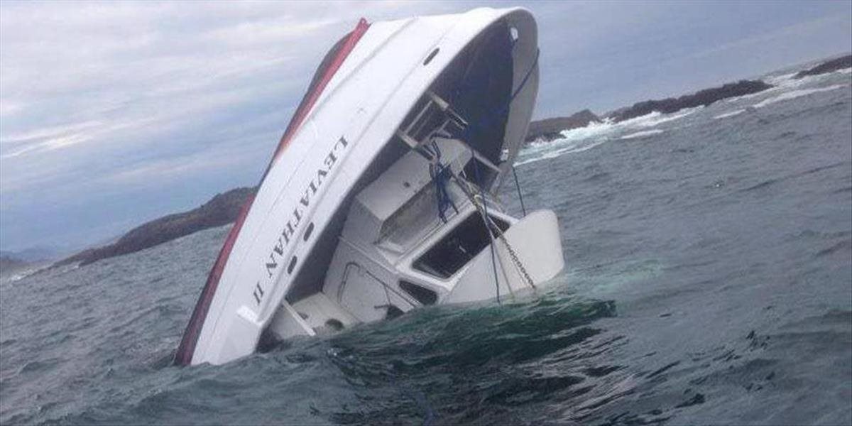 Záhada pre vyšetrovateľov: V jasnom počasí sa potopila v Kanade loď, neprežilo päť Britov