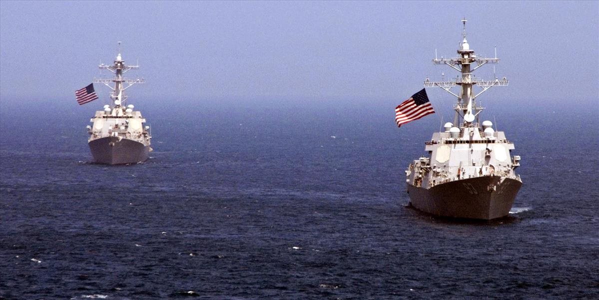 Čína skritizovala ilegálnu prítomnosť americkej vojenskej lode pri sporných ostrovoch