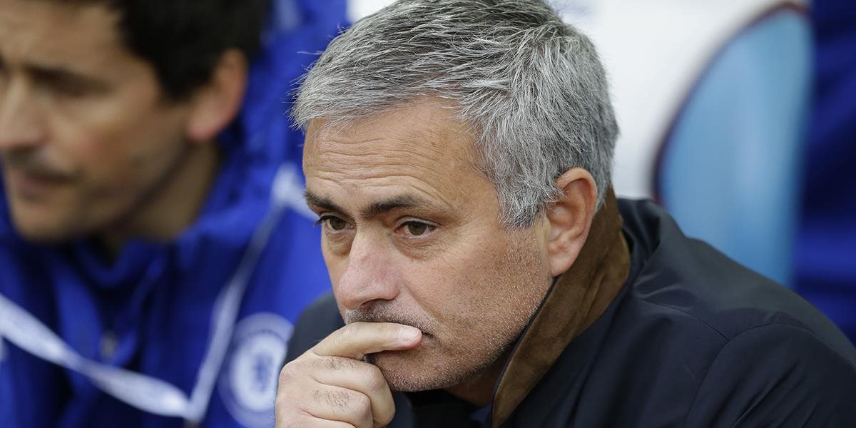 West Ham aj Chelsea s pokutami od FA, Mourinhovi hrozí ďalší trest
