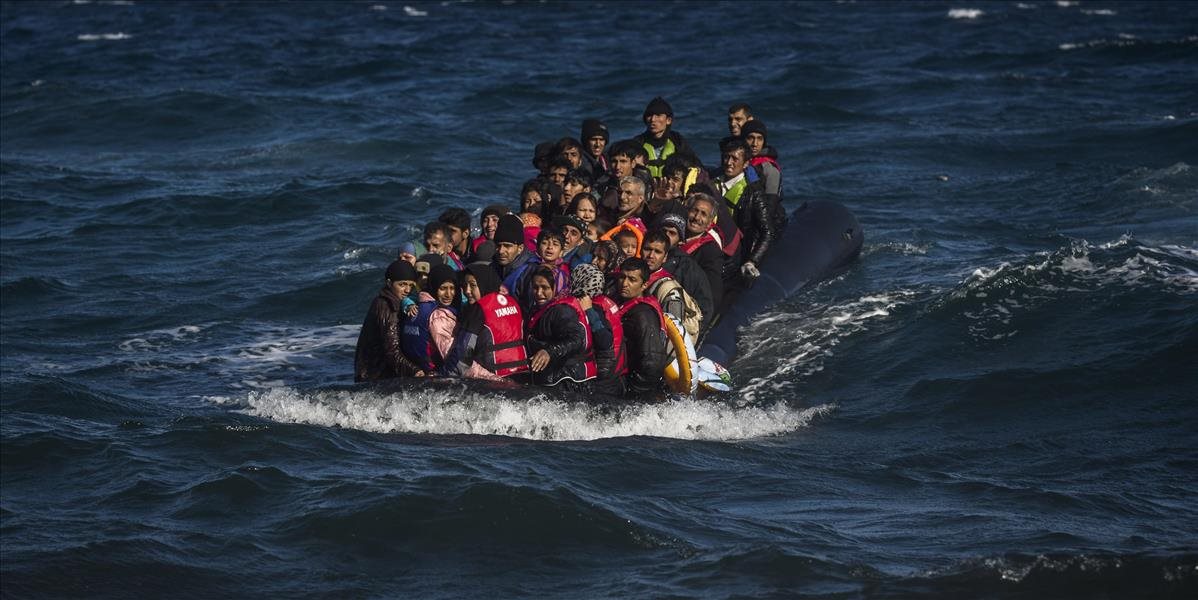 Z vôd Egejského mora zachránili viac ako 90 utečencov