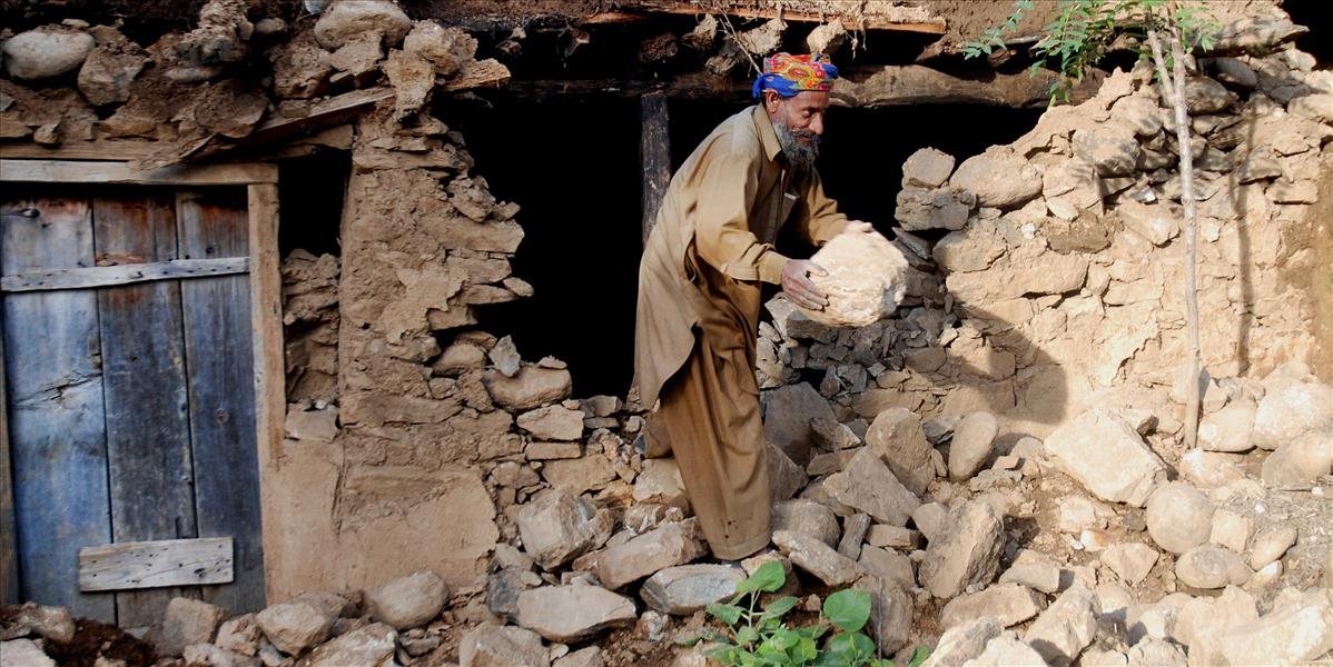 Taliban vyhlásil prímerie v oblastiach Afganistanu, ktoré zasiahlo zemetrasenie