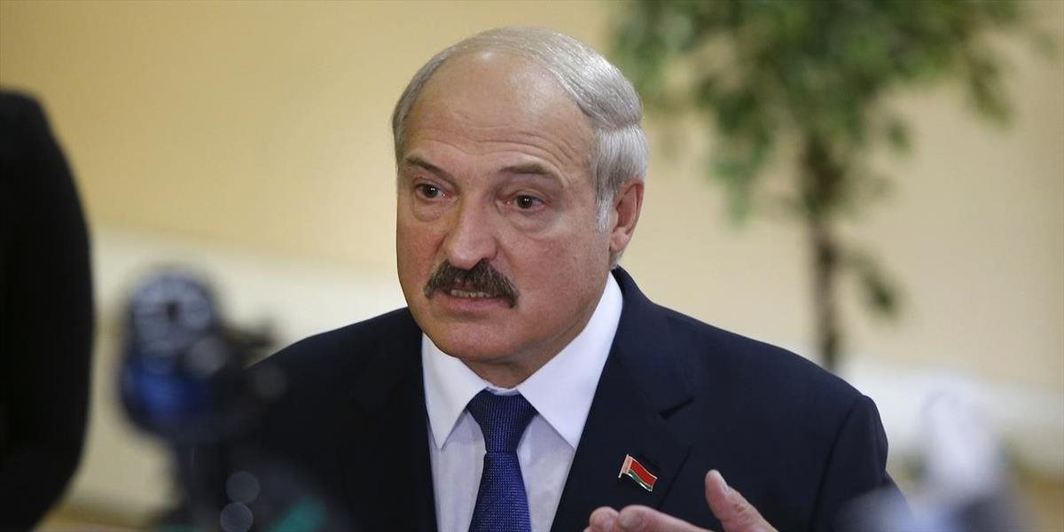 EÚ na štyri mesiace pozastaví platnosť sankcií voči Bielorusku