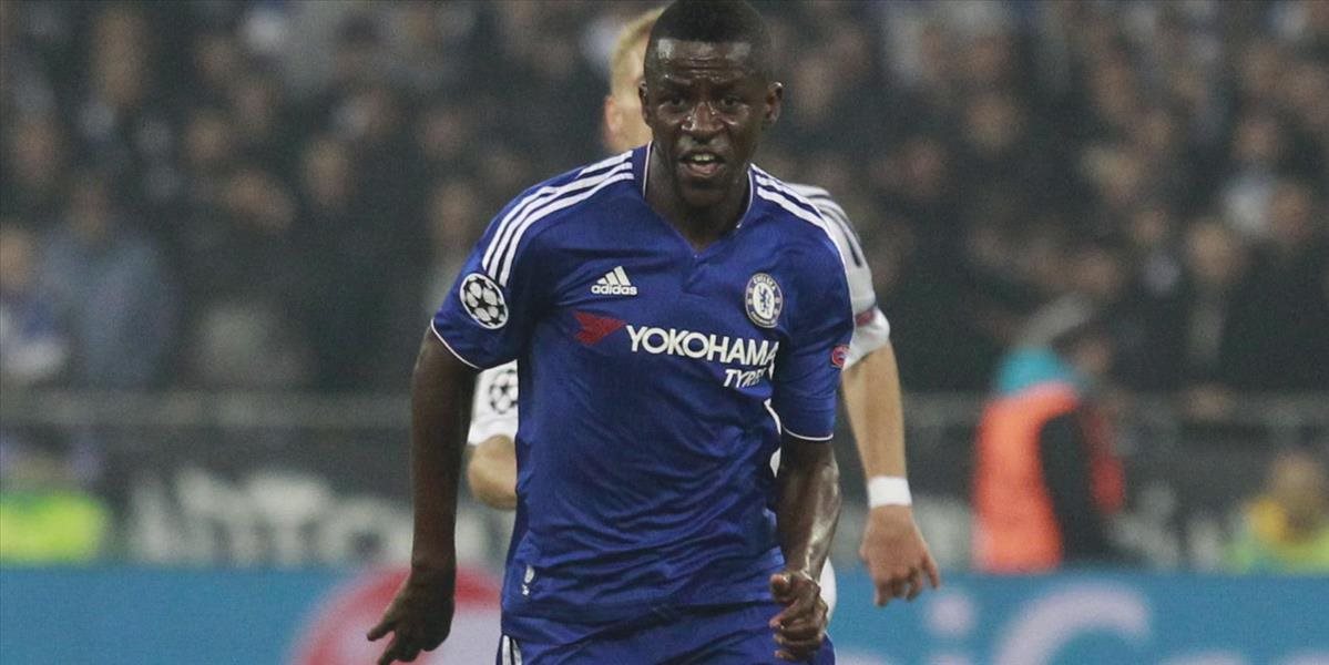 Stredopoliar Ramires predĺžil zmluvu s Chelsea
