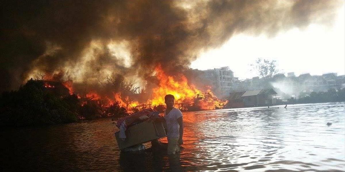 Požiar na trhovisku na juhu Filipín zabil najmenej 15 spiacich predajcov