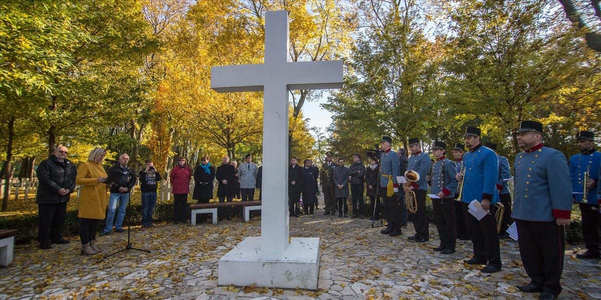 Na vojenskom cintoríne v Petržalke si uctili padlých vojakov v 1. svetovej vojne