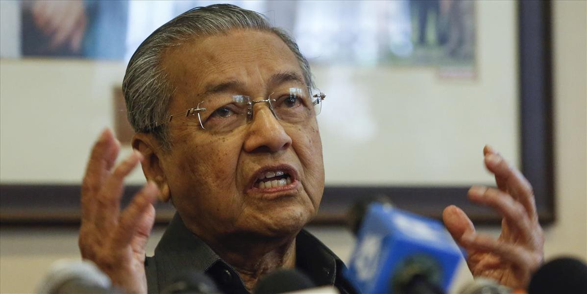 Polícia vypočúvala expremiéra Malajzie za údajné buričské výroky proti vláde