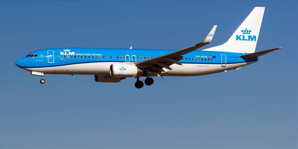Cestujúci spoločnosti KLM môžu mať v lietadle len príručnú batožinu