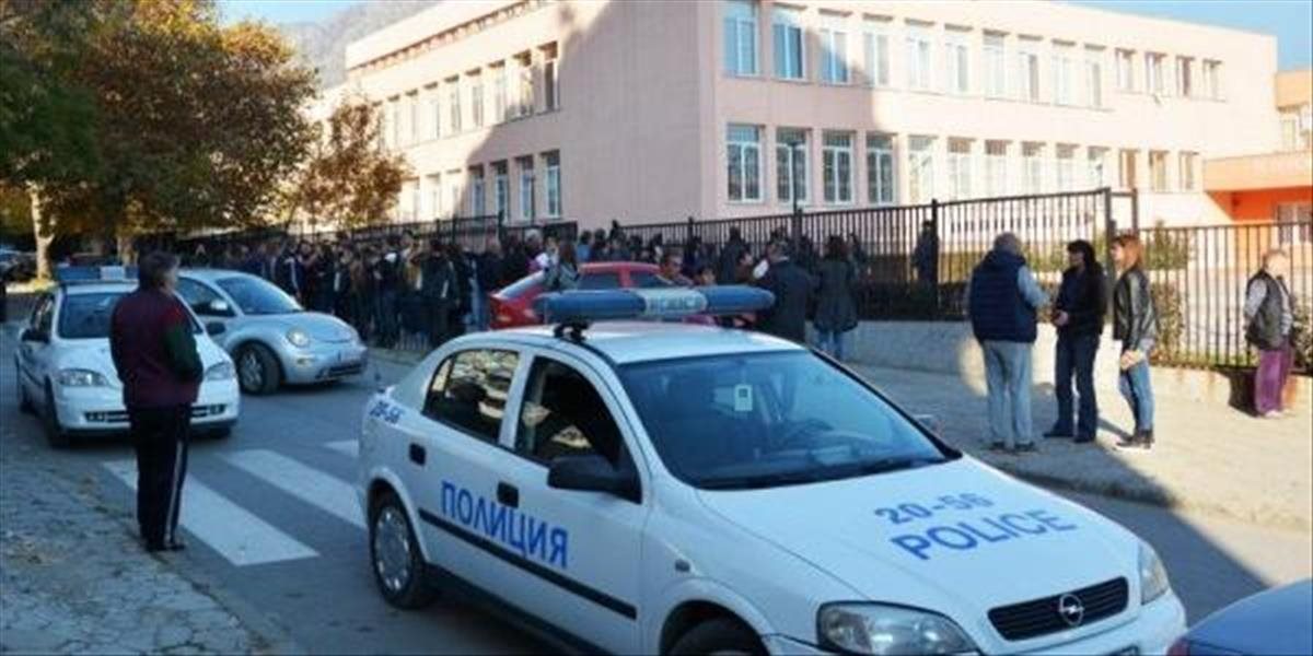 Tragédia v Bulharsku: Muž dobodal pred strednou školou na smrť iba 15-ročné dievča