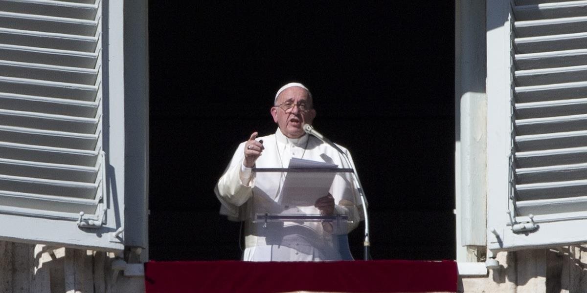 Pápež František odsúdil únik citlivých dokumentov o finančných machináciách