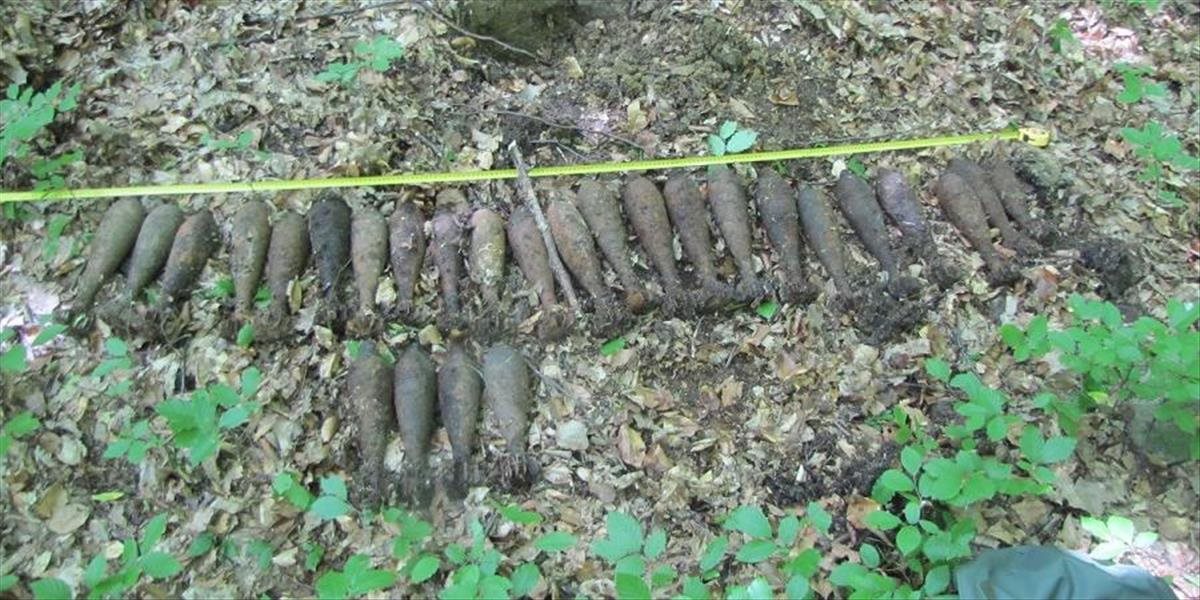 Prešovská polícia v lesoch zaistila míny a granáty z druhej svetovej vojny
