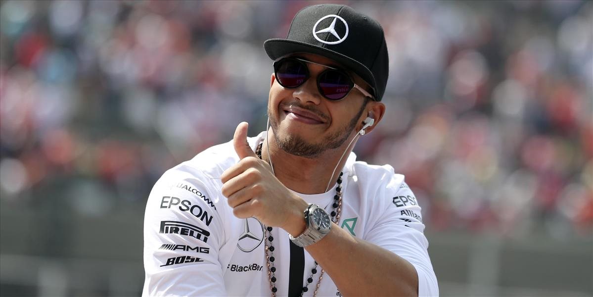 F1: Hamiltona trápi horúčka, VC Brazílie nevynechá napriek radám lekárov