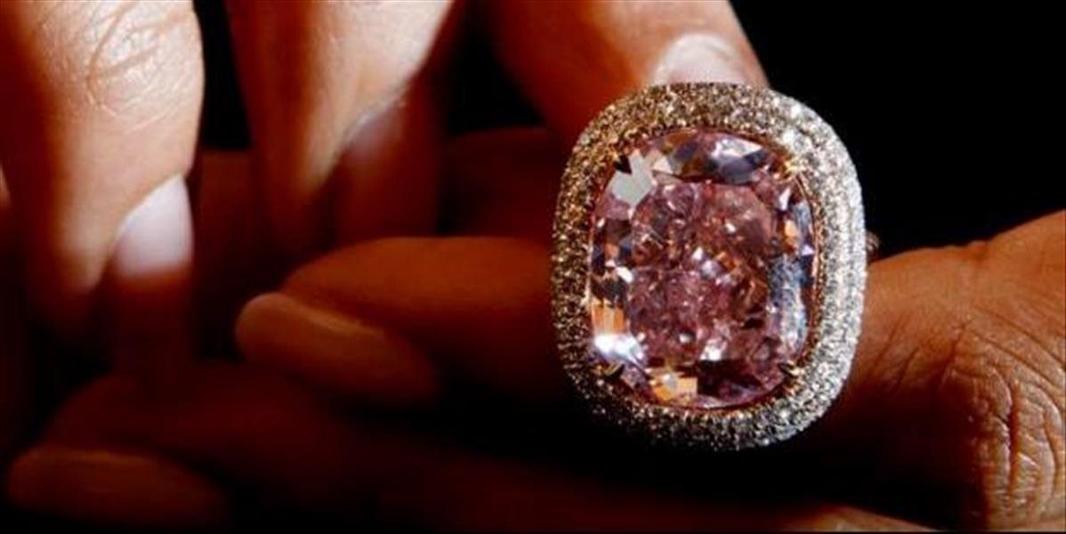 Vzácny ružový diamant má nového majiteľa, zaplatil za neho rekordnú sumu