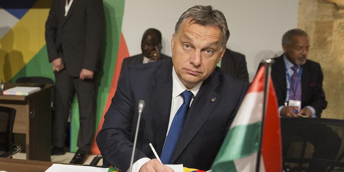 Orbán: Krajiny V4 pošlú 300 policajtov na ochranu gréckych hraníc